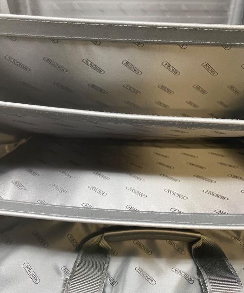 RIMOWA（リモワ）RIMOWA (リモワ) リモワトパーズ　キャリーケース　スーツケースの古着・服飾アイテム