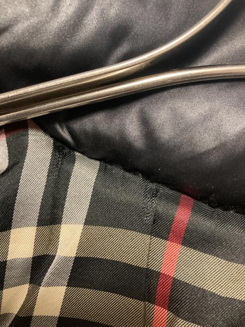 BURBERRY BLACK LABEL（バーバリーブラックレーベル）BURBERRY BLACK LABEL (バーバリーブラックレーベル) ホワイトグースダウンジャケット ブラック サイズ:LLの古着・服飾アイテム