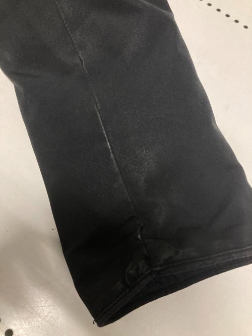 CANADA GOOSE（カナダグース）CANADA GOOSE (カナダグース) カムループス / ダウンジャケット ブラック サイズ:Sの古着・服飾アイテム