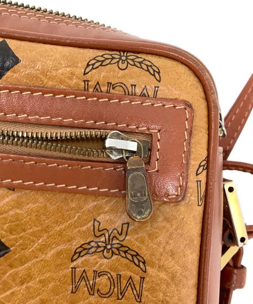 MCM（エムシーエム）MCM (エムシーエム) クロスボディバッグ ブラウンの古着・服飾アイテム