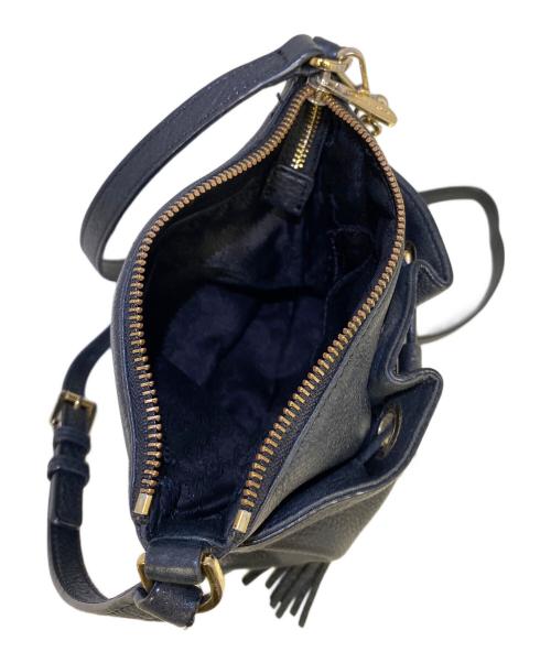 MICHAEL KORS（マイケル・コース）MICHAEL KORS (マイケル・コース) タッセル付きショルダーバッグ ブラックの古着・服飾アイテム