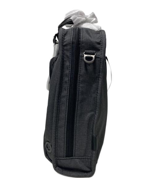 TUMI（トゥミ）TUMI (トゥミ) 2WAYブリーフケース グレーの古着・服飾アイテム