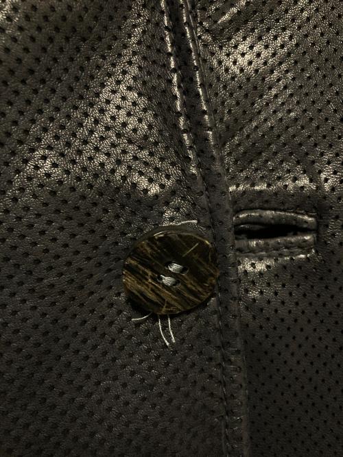 GIORGIO BRATO（ジョルジョブラッド）GIORGIO BRATO (ジョルジョブラッド) パンチングレザー2Bテーラードジャケット ブラック サイズ:44の古着・服飾アイテム