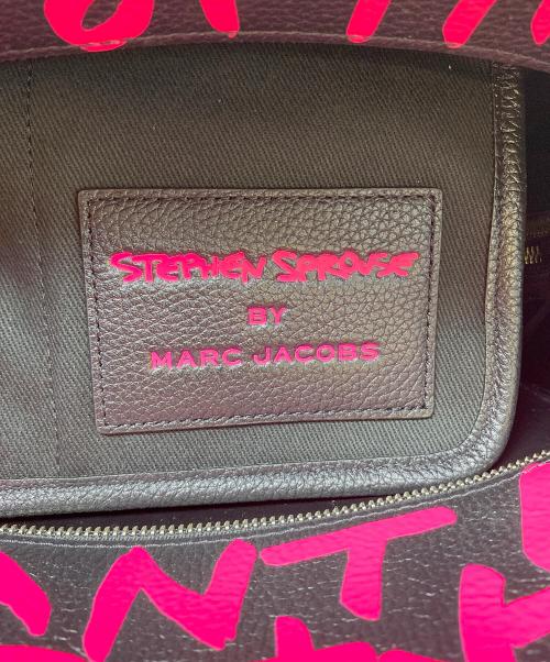 MARC JACOBS（マークジェイコブズ）MARC JACOBS (マークジェイコブス) STEPHEN SPROUSE (スティーブン・スプルース) グラフィティプリントコレクション ザ トートバッグ ブラック×ピンクの古着・服飾アイテム