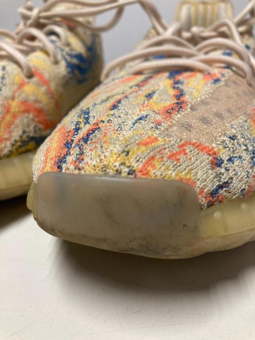 adidas（アディダス）adidas (アディダス) YEEZY BOOST 350 V2 / ローカットスニーカー ベージュ サイズ:US9の古着・服飾アイテム