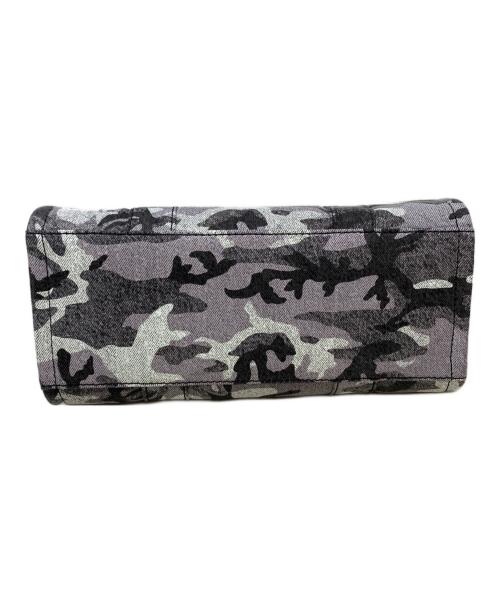 MARC JACOBS（マークジェイコブズ）MARC JACOBS (マークジェイコブス) ザ マーク カモ デニム トート バッグ ラージ グレーの古着・服飾アイテム