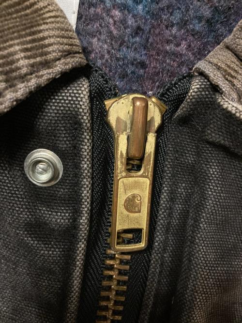 CarHartt（カーハート）CarHartt (カーハート) デトロイトジャケット グレー サイズ:実寸参照の古着・服飾アイテム