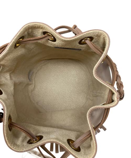 J&M DAVIDSON（ジェイ＆エム デヴィッドソン）J&M DAVIDSON (ジェイ＆エム デヴィッドソン) バケツショルダーバッグ ベージュの古着・服飾アイテム