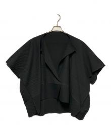 me ISSEY MIYAKE（ミーイッセイ ミヤケ）の古着「19AW プリーツジレ」｜ブラック