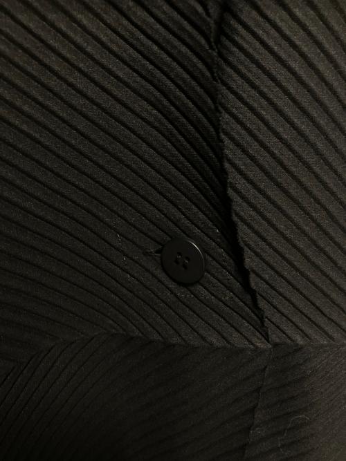 me ISSEY MIYAKE（ミーイッセイ ミヤケ）me ISSEY MIYAKE (ミーイッセイ ミヤケ) 19AW プリーツジレ ブラック サイズ:Fの古着・服飾アイテム