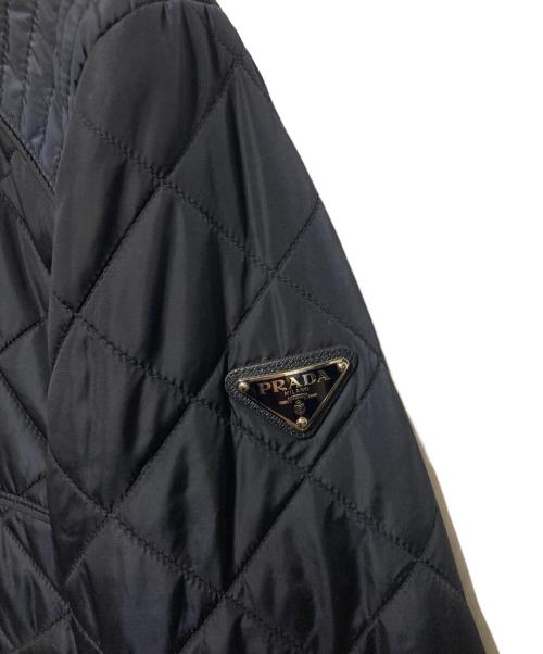 PRADA（プラダ）PRADA (プラダ) 20AW トライアングルロゴキルト中綿ジャケット ネイビー サイズ:48の古着・服飾アイテム