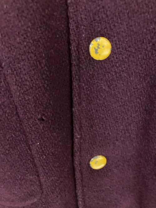 FELCO（フェルコ）FELCO (フェルコ) スタジャン ボルドー×イエロー サイズ:42の古着・服飾アイテム