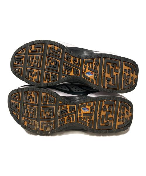 NIKE（ナイキ）NIKE (ナイキ) WMNS AIR MAX SNDR / ローカットスニーカー オレンジ サイズ:US12の古着・服飾アイテム