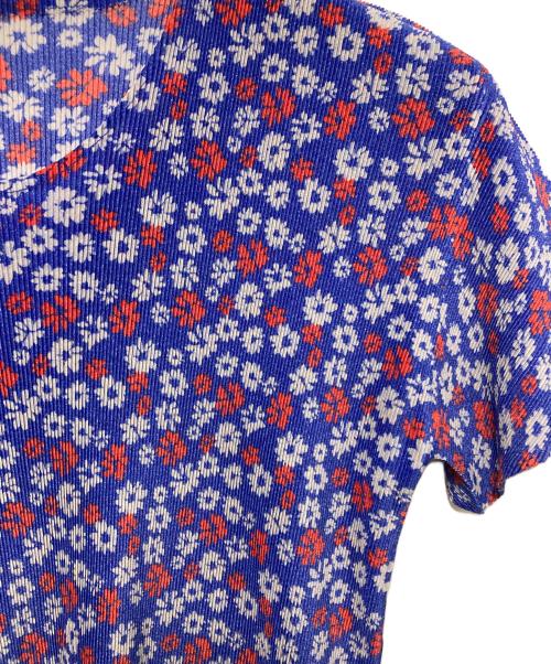 PLEATS PLEASE（プリーツプリーズ）PLEATS PLEASE (プリーツプリーズ) フラワープリントプリーツカットソー ブルー サイズ:3の古着・服飾アイテム