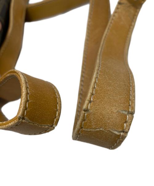 FENDI（フェンディ）FENDI (フェンディ) ショルダーバッグ カーキの古着・服飾アイテム