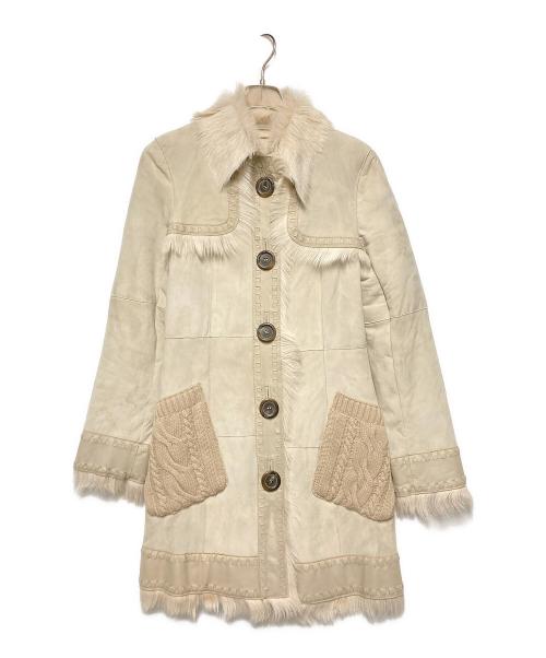 BURBERRY BLUE LABEL（バーバリーロンドンブルーレーベル）BURBERRY BLUE LABEL (バーバリーロンドンブルーレーベル) ムートンコート アイボリー サイズ:38の古着・服飾アイテム