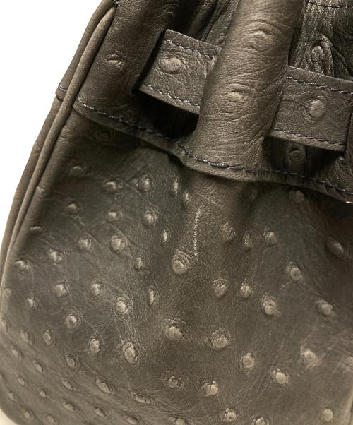 M.U.L（エムユーエル）M.U.L (エムユーエル) 2WAYオーストリッチ型押しハンドバッグ グレーの古着・服飾アイテム