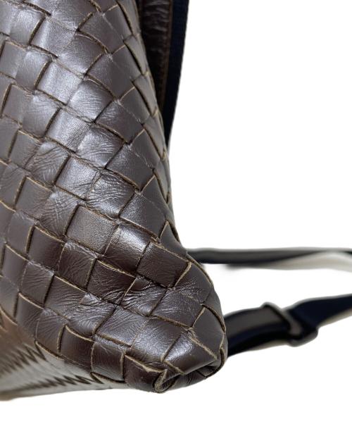 BOTTEGA VENETA（ボッテガベネタ）BOTTEGA VENETA (ボッテガベネタ) ショルダーバッグ ブラウンの古着・服飾アイテム