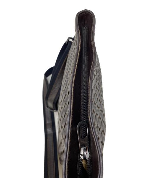 BOTTEGA VENETA（ボッテガベネタ）BOTTEGA VENETA (ボッテガベネタ) ショルダーバッグ ブラウンの古着・服飾アイテム