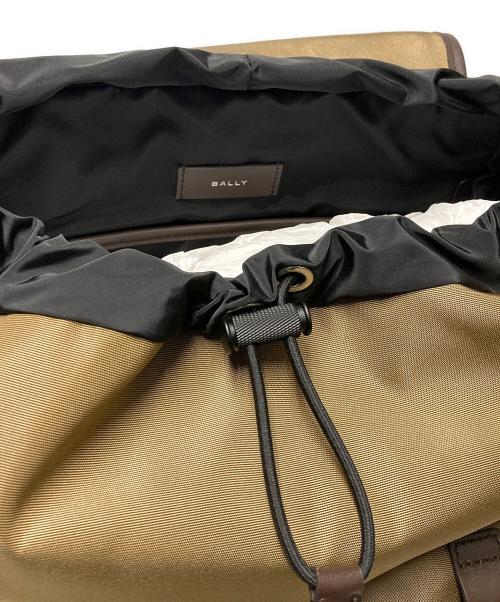BALLY（バリー）BALLY (バリー) Code Explorer ベージュの古着・服飾アイテム