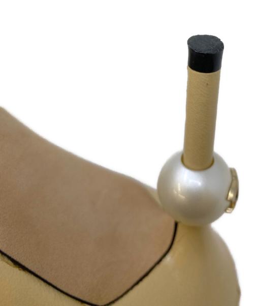 CHANEL（シャネル）CHANEL (シャネル) CCココマーク パールヒール ポインテッドトゥ パンプス ベージュ×ブラック サイズ:34 1/2の古着・服飾アイテム