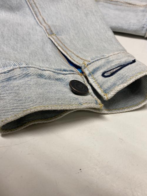 LEVI'S（リーバイス）LEVI'S (リーバイス) コラボバック刺繍デニムジャケット / トラッカージャケット インディゴ サイズ:Lの古着・服飾アイテム