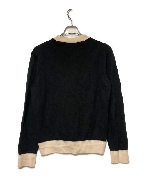 maison kitsune（メゾンキツネ）maison kitsune (メゾンキツネ) フォックスパッチVネックニットカーディガン ブラック×ベージュ サイズ:Mの古着・服飾アイテム