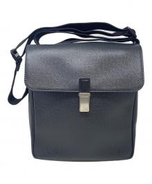 LOUIS VUITTON（ルイ ヴィトン）の古着「ヤランガ ショルダーバッグ」｜ブラック