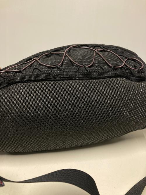 KLATTERMUSEN（クレッタルムーセン）KLATTERMUSEN (クレッタルムーセン) Fimmafang Uggla Lumbarpack / ボディバッグ ブラックの古着・服飾アイテム