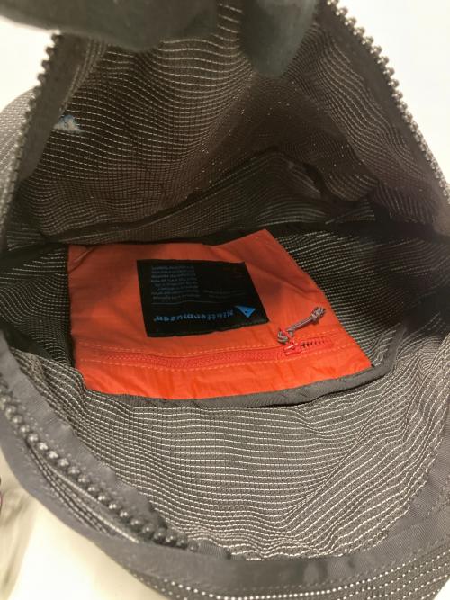 KLATTERMUSEN（クレッタルムーセン）KLATTERMUSEN (クレッタルムーセン) Fimmafang Uggla Lumbarpack / ボディバッグ ブラックの古着・服飾アイテム