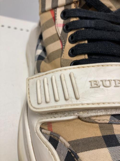 BURBERRY（バーバリー）BURBERRY (バーバリー) ベルクロノバチェックハイカットスニーカー ベージュ サイズ:42の古着・服飾アイテム