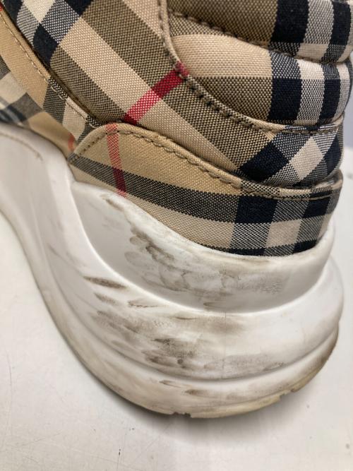 BURBERRY（バーバリー）BURBERRY (バーバリー) ベルクロノバチェックハイカットスニーカー ベージュ サイズ:42の古着・服飾アイテム