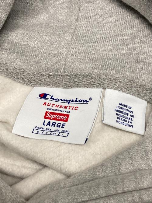SUPREME（シュプリーム）SUPREME (シュプリーム) Champion (チャンピオン) 25SS Hooded Sweatshirt / アーチロゴプルオーバーパーカー グレー サイズ:XLの古着・服飾アイテム