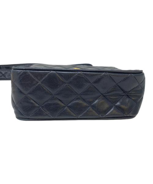 CHANEL（シャネル）CHANEL (シャネル) ショルダーバッグ ブラックの古着・服飾アイテム