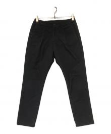 HERNO（ヘルノ）の古着「ウォームテック1プリーツテーパードシャーリングパンツ」｜ブラック