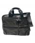 TUMI（トゥミ）の古着「2WAYレザーブリーフケース」｜ブラック