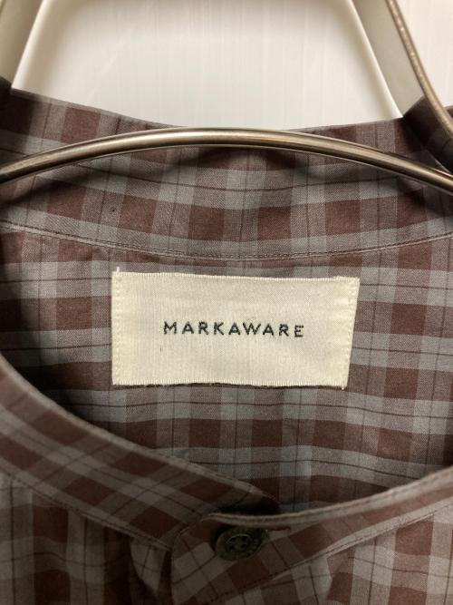 MARKWARE（マーカウェア）MARKWARE (マーカウェア) COMFORT FIT BAND COLLAR SHIRT CHECK POPLIN / チェックバンドカラーシャツ ブラウン×グレー サイズ:2の古着・服飾アイテム