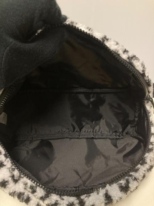 SUPREME（シュプリーム）SUPREME (シュプリーム) 17FW Leopard Fleece Waist Bag ホワイト×ブラックの古着・服飾アイテム