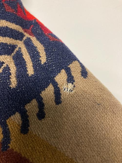 PENDLETON（ペンドルトン）PENDLETON (ペンドルトン) 90s ネイティブ柄中綿ウールジャケット ネイビー×ベージュ サイズ:Lの古着・服飾アイテム
