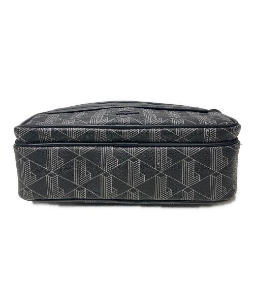 LACOSTE（ラコステ）LACOSTE (ラコステ) ザ ブレンド モノグラムコンビレポーターバッグ ブラックの古着・服飾アイテム