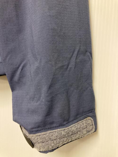 ARC'TERYX（アークテリクス）ARC'TERYX (アークテリクス) マウンテンパーカー ブルー サイズ:Sの古着・服飾アイテム