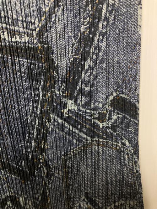 PLEATS PLEASE（プリーツプリーズ）PLEATS PLEASE (プリーツプリーズ) デニム転写プリーツスカート ブルー サイズ:2の古着・服飾アイテム