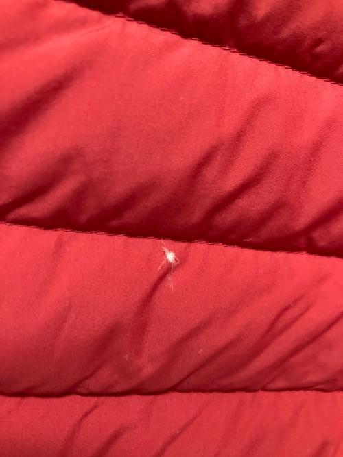 MARMOT（マーモット）MARMOT (マーモット) リサイドダウンカーディガン / ダウンジャケット レッド サイズ:Lの古着・服飾アイテム