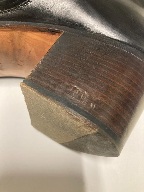 Yves Saint Laurent（イヴサンローラン）Yves Saint Laurent (イヴサンローラン) JONNY 65 ZIP BOOT / サイドジップブーツ ブラック サイズ:41の古着・服飾アイテム