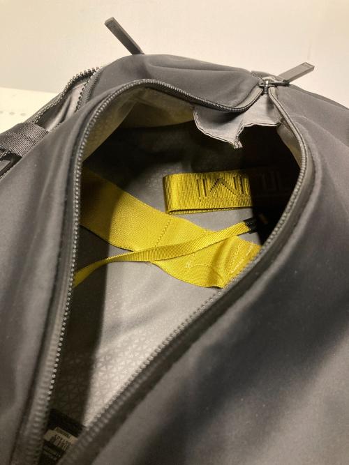 TUMI（トゥミ）TUMI (トゥミ) トレイルコンバーチブルバックパック / TAHOE ブラックの古着・服飾アイテム