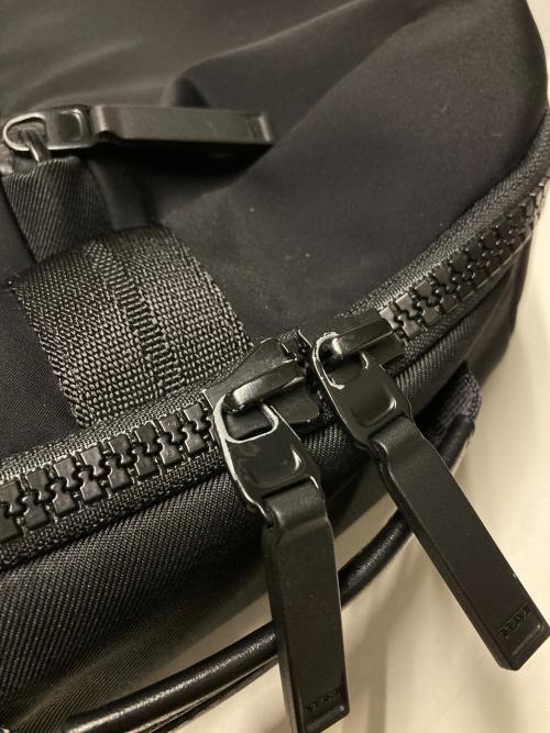 TUMI（トゥミ）TUMI (トゥミ) トレイルコンバーチブルバックパック / TAHOE ブラックの古着・服飾アイテム