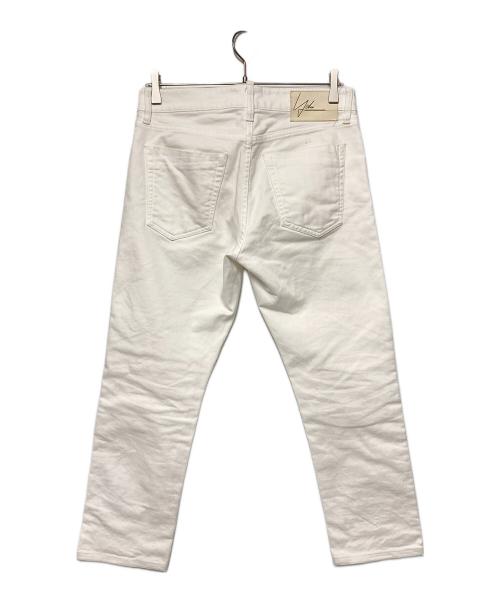 YCHAI（イカイ）YCHAI (イカイ) スリムテーパードデニムパンツ ホワイト サイズ:31の古着・服飾アイテム