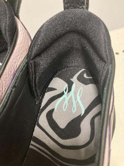 NIKE（ナイキ）NIKE (ナイキ) AIR MAX PHENOMENA ピンク サイズ:US7.5の古着・服飾アイテム