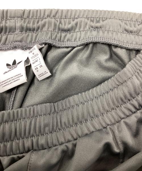 adidas（アディダス）adidas (アディダス) JOURNAL STANDARD (ジャーナルスタンダード) ベッケンバウアートラックパンツ グレー サイズ:US/Mの古着・服飾アイテム