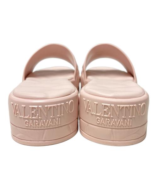VALENTINO GARAVANI（ヴァレンティノ・ガラヴァーニ）VALENTINO GARAVANI (ヴァレンティノ・ガラヴァーニ) Atelier 03 Rose Edition / ラバースライドサンダル ピンク サイズ:36の古着・服飾アイテム